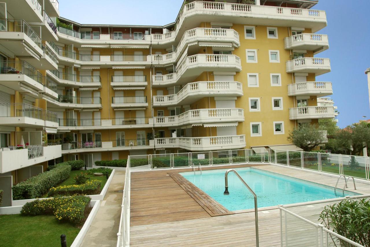 Domes Seaside Residence Piscine, Free Parking, Airport Tramway ニース エクステリア 写真